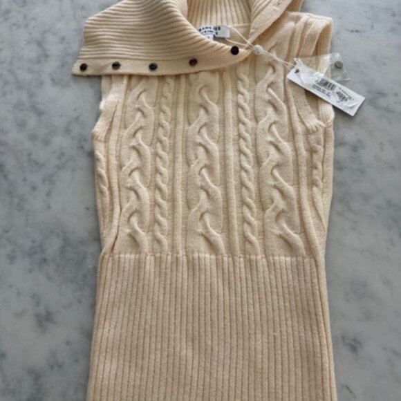 Frankie's Bikinis Sweaters - Frankies Bikinis Axel Cable Knit Sweater Vest